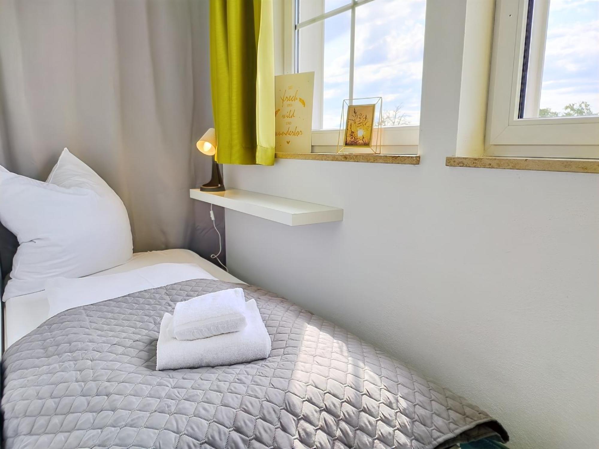 Seeblickapartment Fuer Bis Zu 12, Nuernberg & Schwabach In 30-35 Minuten Zu Erreichen, Sauna, Arbeitsplatz, Dachterrasse & Grill Spalt Exteriér fotografie