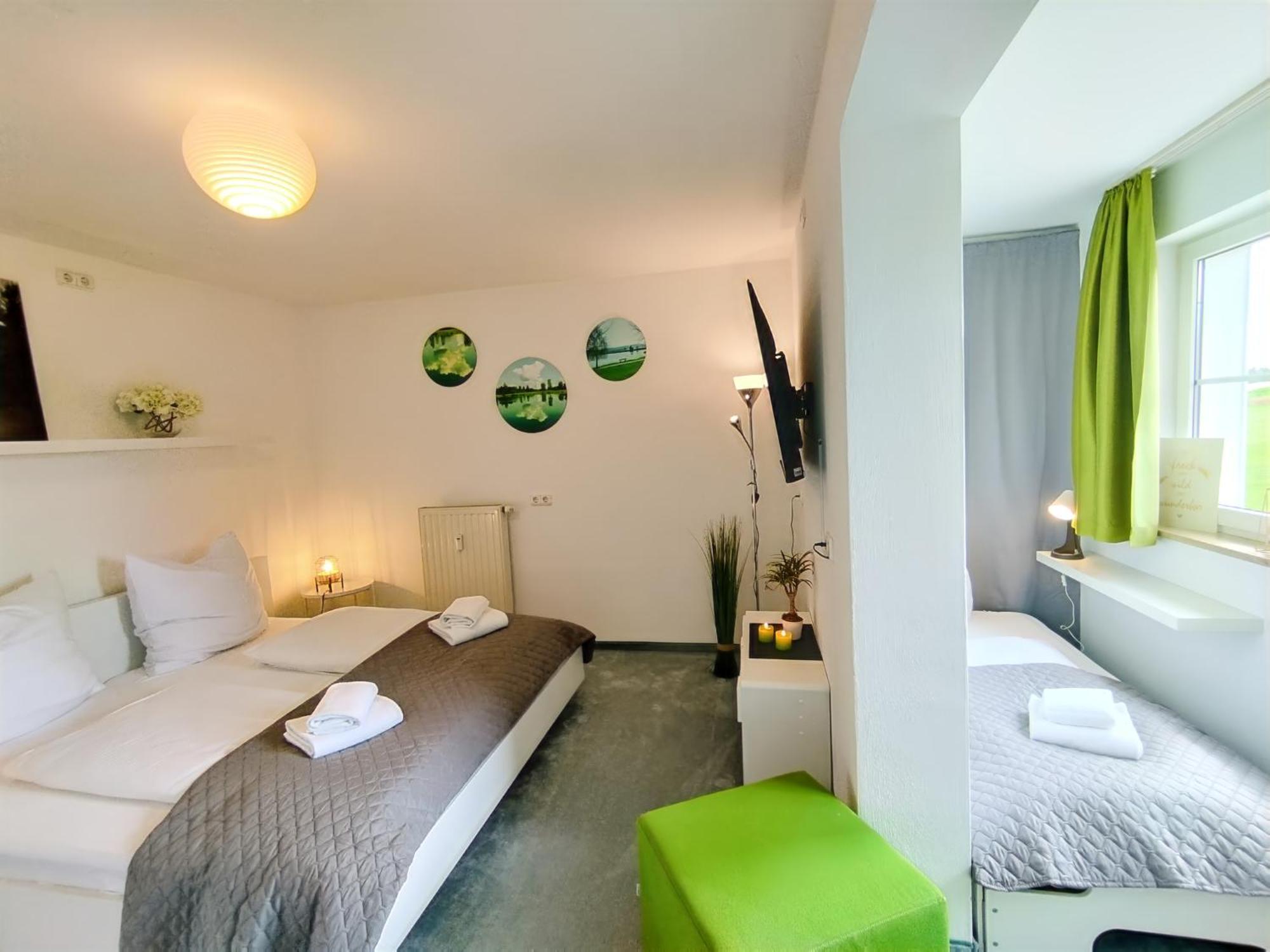 Seeblickapartment Fuer Bis Zu 12, Nuernberg & Schwabach In 30-35 Minuten Zu Erreichen, Sauna, Arbeitsplatz, Dachterrasse & Grill Spalt Exteriér fotografie